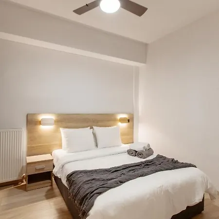 Wise Snail City Center Filikis Apartment